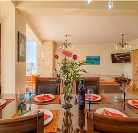 5 bedroom villa with pool, near Acharavi, sleeps 9